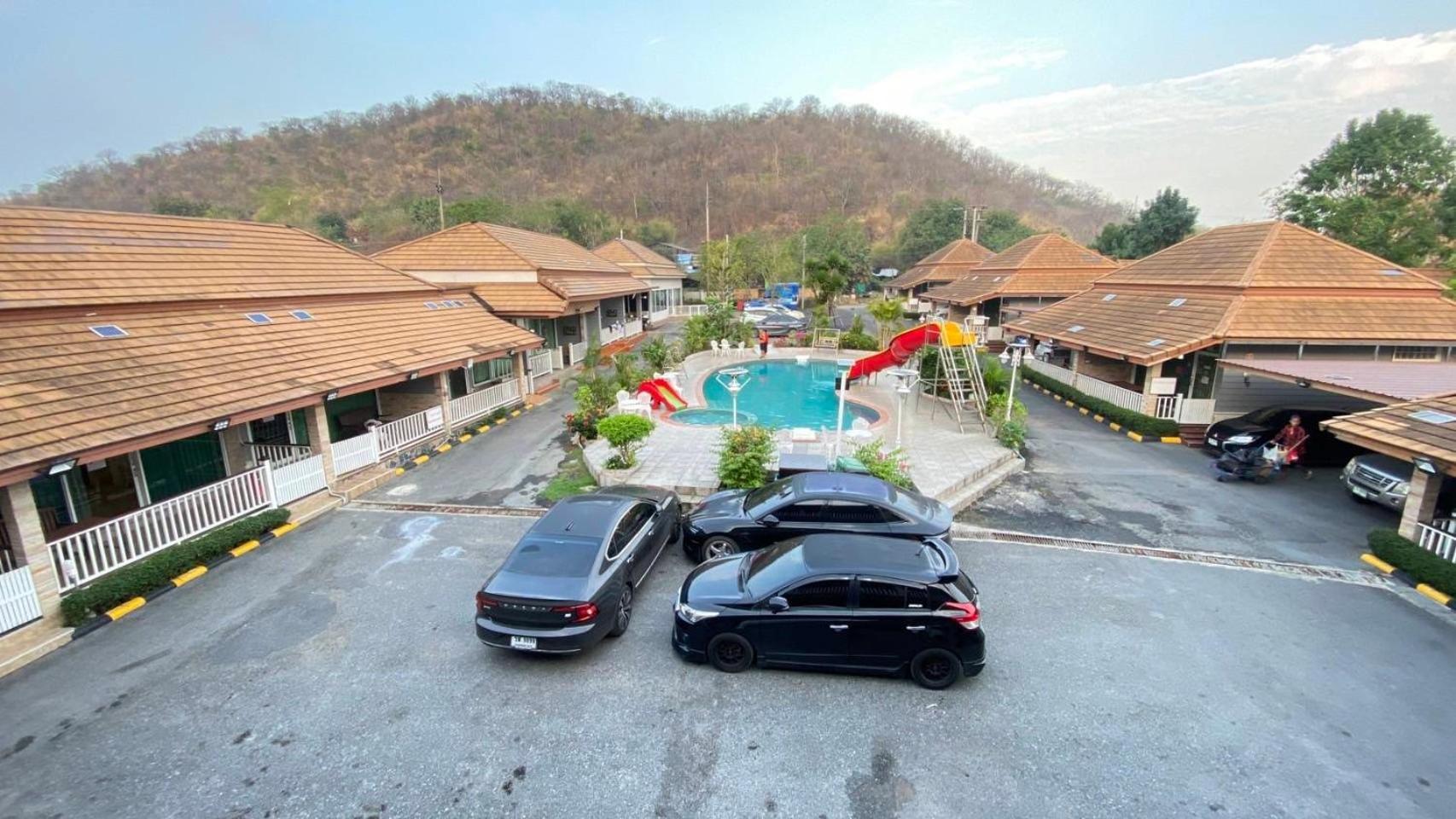 Baan Dara Resort Sara Buri Buitenkant foto